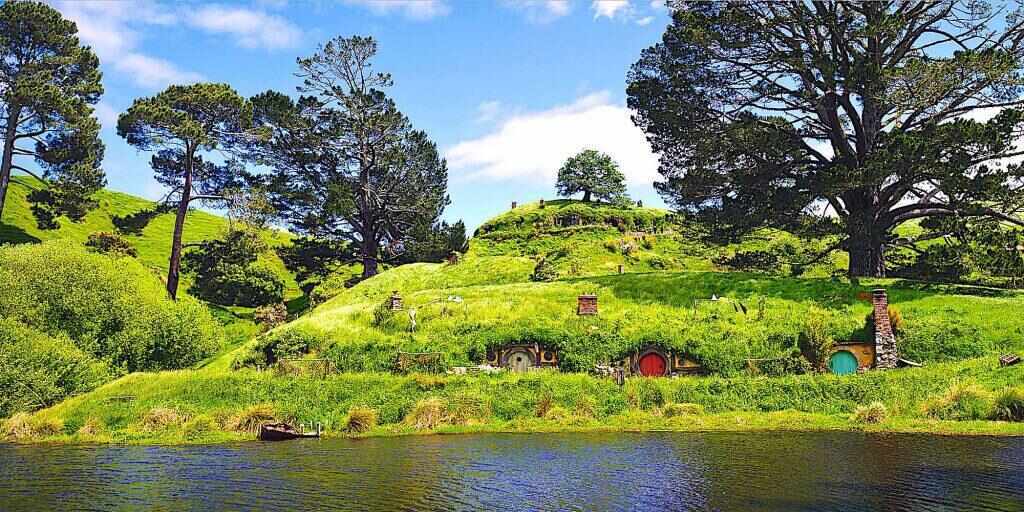 Hobbiton Movie Set tour