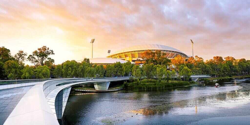 Tips for travelling to Adelaide on a budget
